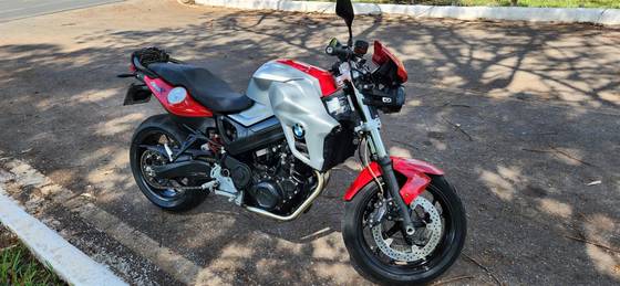 BMW F 800 R BMW F 800 R